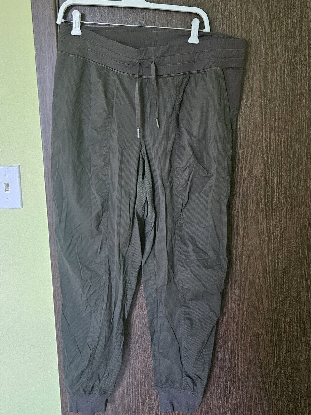 Lululemon Dance Studio Jogger Size 14 Dark Olive Green
